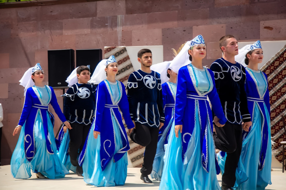 Концерт коллектива «Ахпюр»